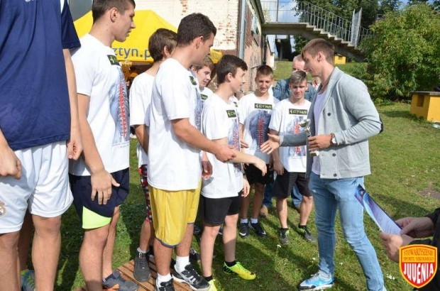 0f9358fa9cb37fdba80fc5c8965d379e